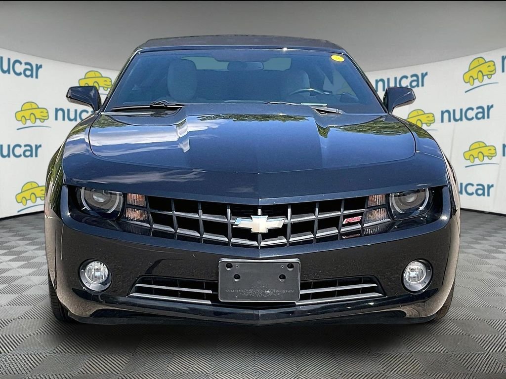 Used 2013 Black Chevrolet 2LT image 2
