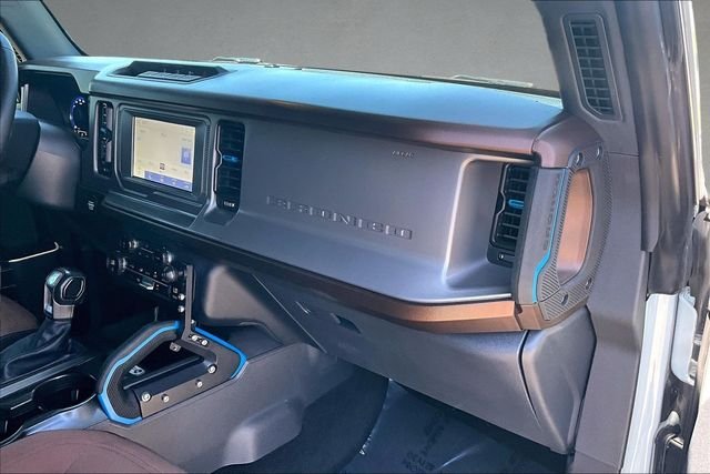 2023 Ford Bronco 4-Door Outer Banks - Photo 13