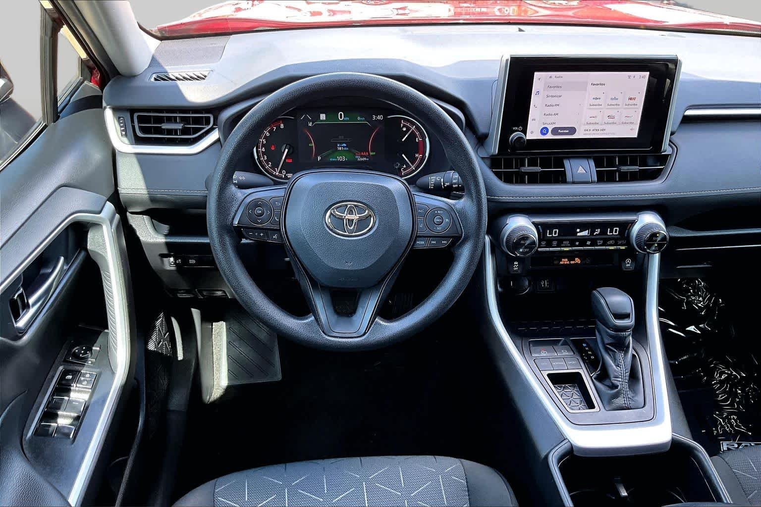 Used 2025 Ruby Flare Pearl Toyota XLE image 5