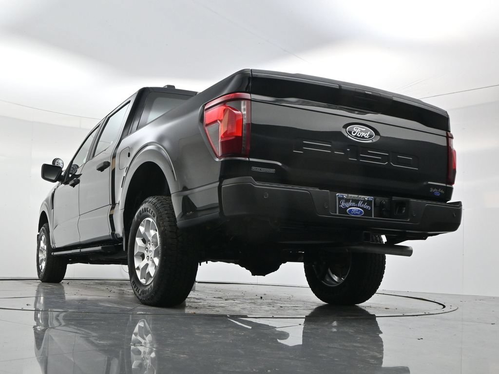 Used 2025 Black Metallic Ford XL image 51