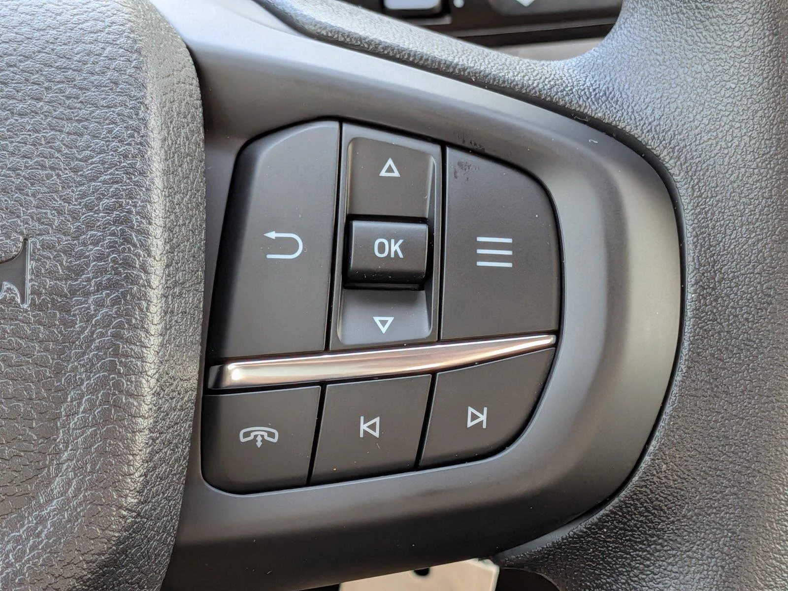 New 2026 Carbonized Gray Metallic Ford XL image 27