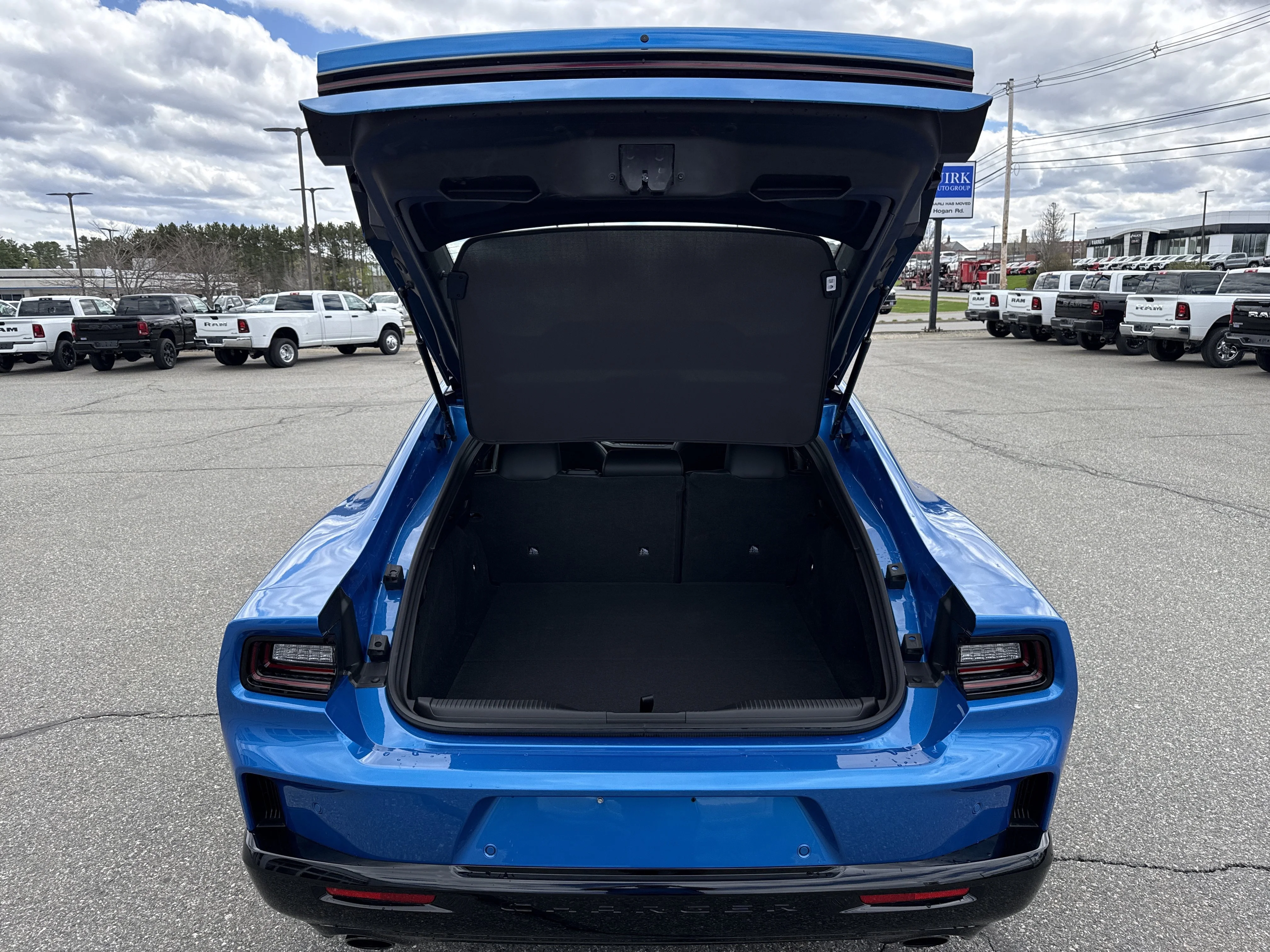 New 2026 Bludicrous Exterior Paint Dodge R/T image 6