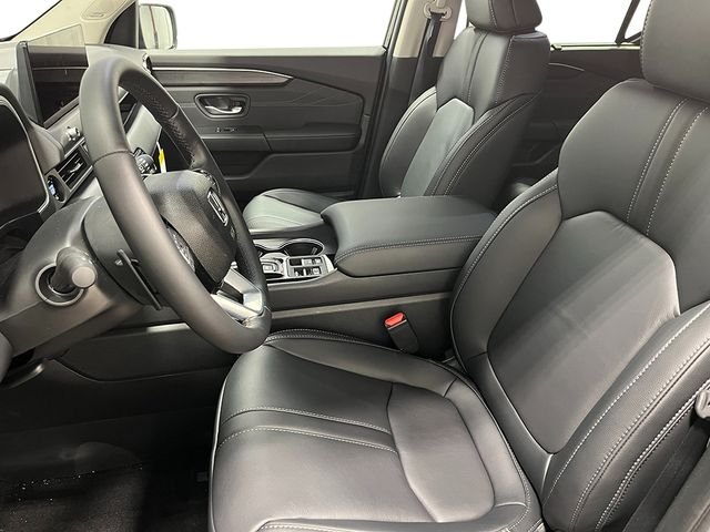 New 2026 Radiant Red Metallic II Honda Touring image 13