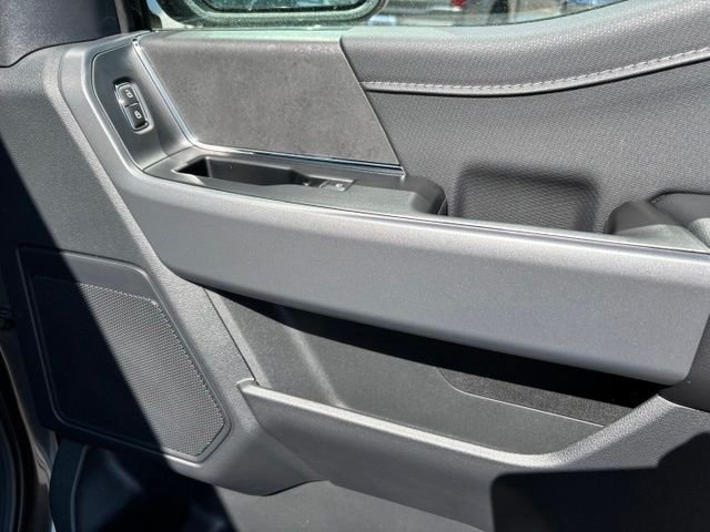 New 2026 Carbonized Gray Metallic Ford XLT image 21