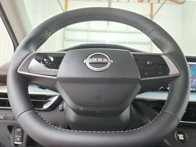Used 2026 Gray Nissan Platinum image 25