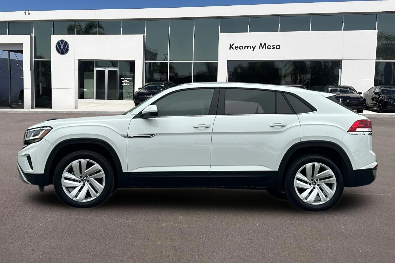 Certified Used 2023 White Volkswagen 2.0T SE w/Technology image 7