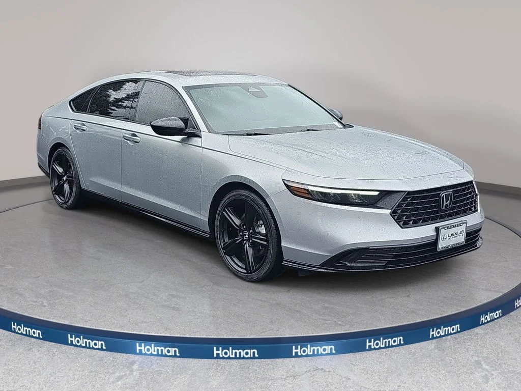 Used 2024  Honda Sport-L image 4