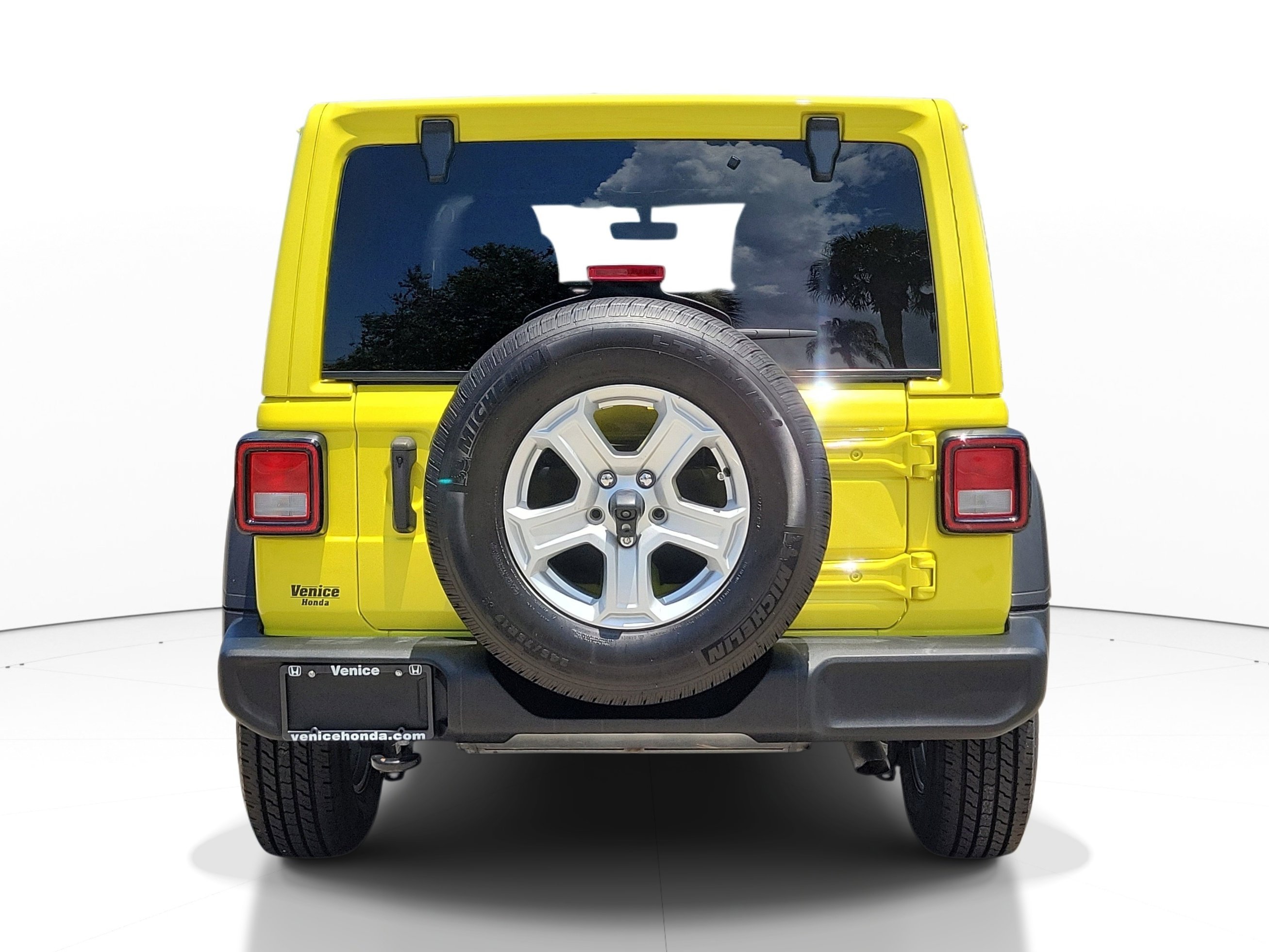 Used 2022 High Velocity Clearcoat Jeep Unlimited Sport S image 4