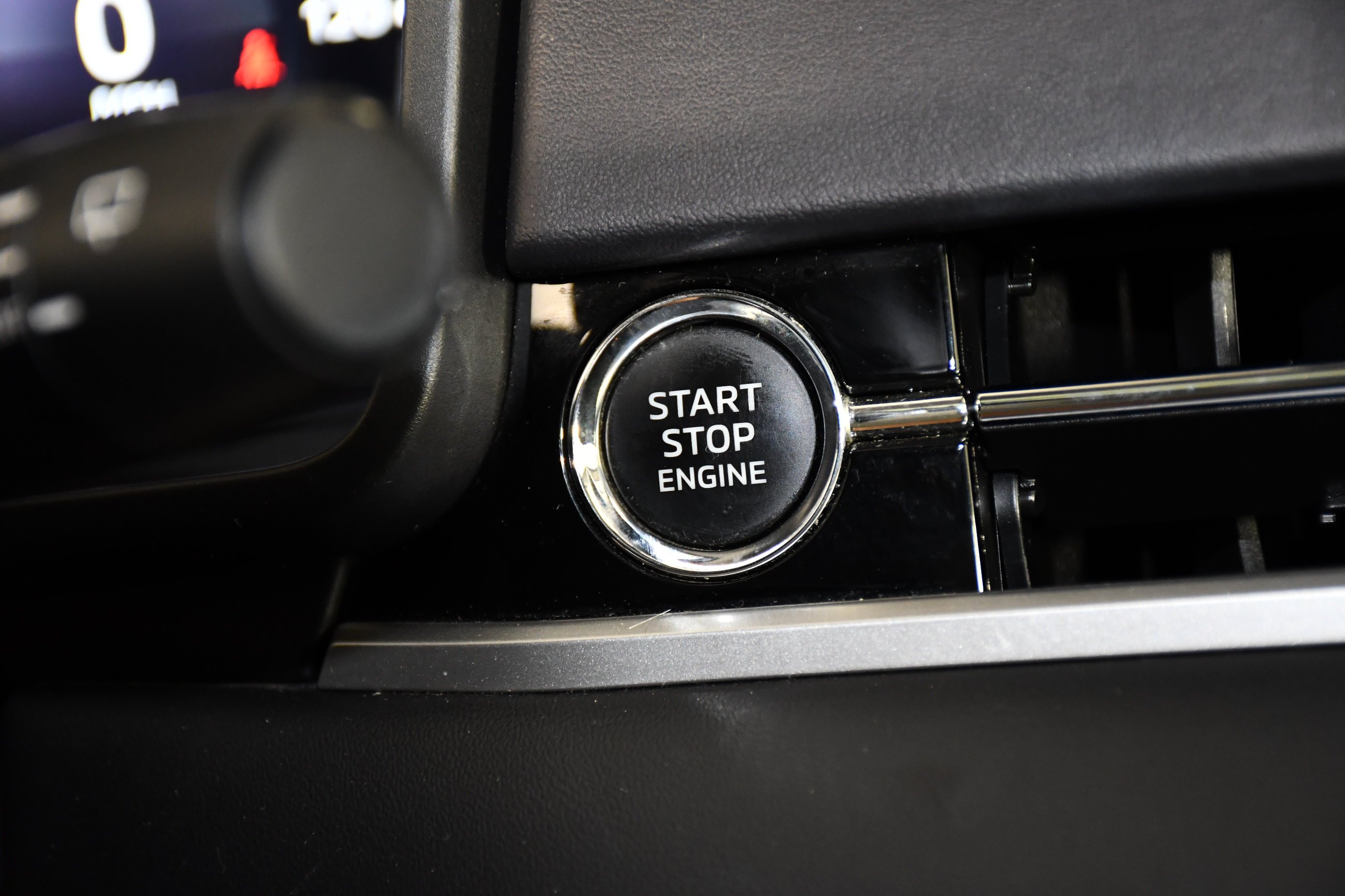 2024 Mitsubishi Outlander SEL - Photo 24