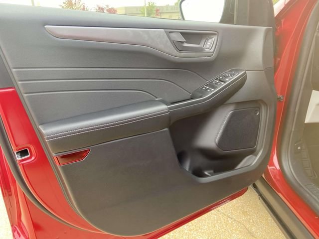 New 2026 Rapid Red Metallic Tinted Clearcoat Ford Active image 12
