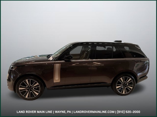 2026 Land Rover Range Rover SV - Photo 2