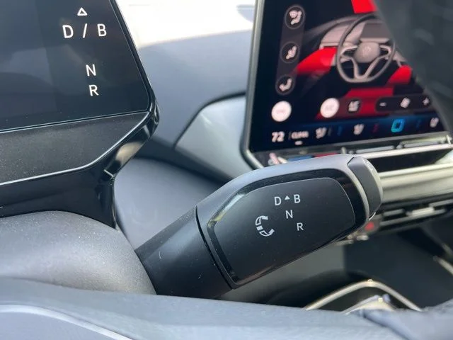 New 2025 Pure Gray with Black Roof Volkswagen Pro S Plus image 21
