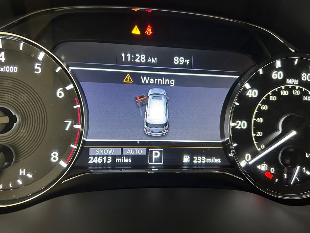 Used 2023 Gray INFINITI Premium Select image 10