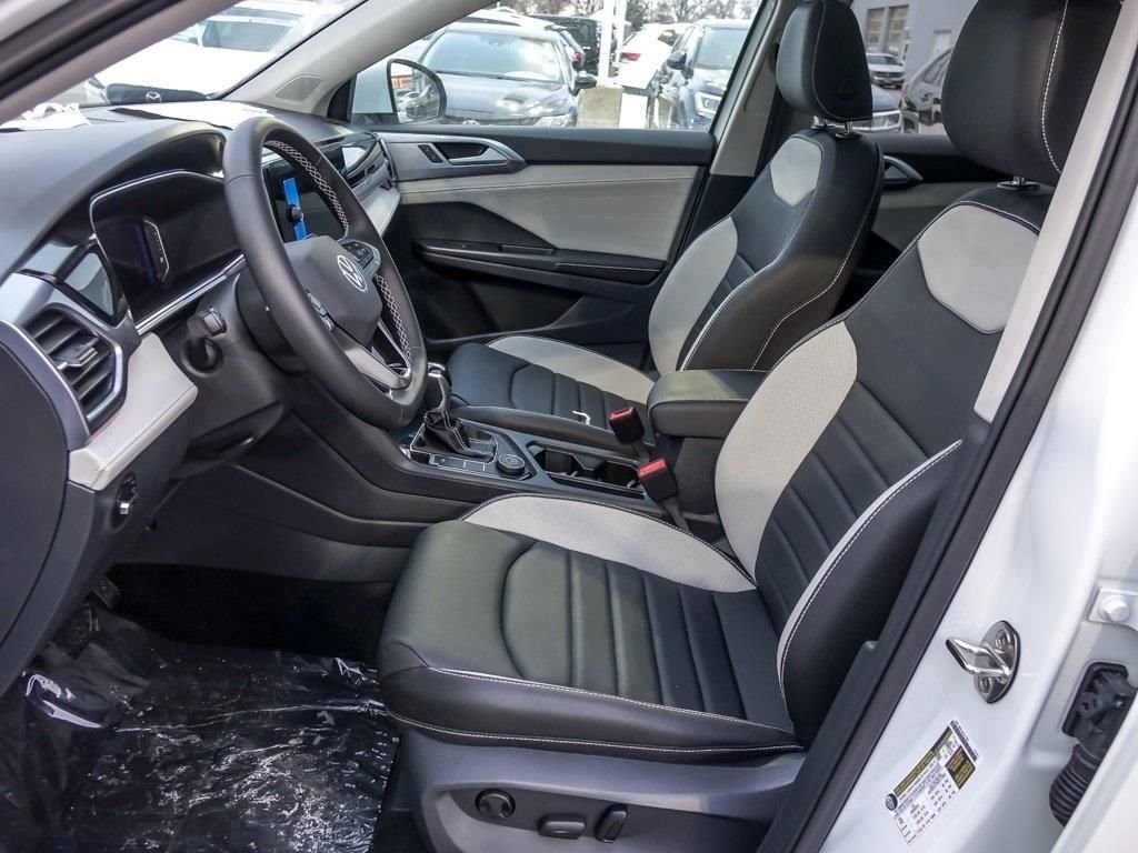 New 2026 Pure White Volkswagen 1.5T SEL image 10