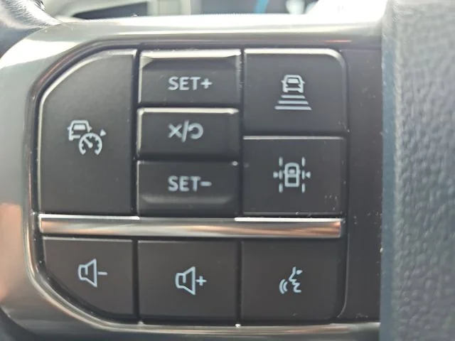 Used 2023 Black Ford Limited image 17