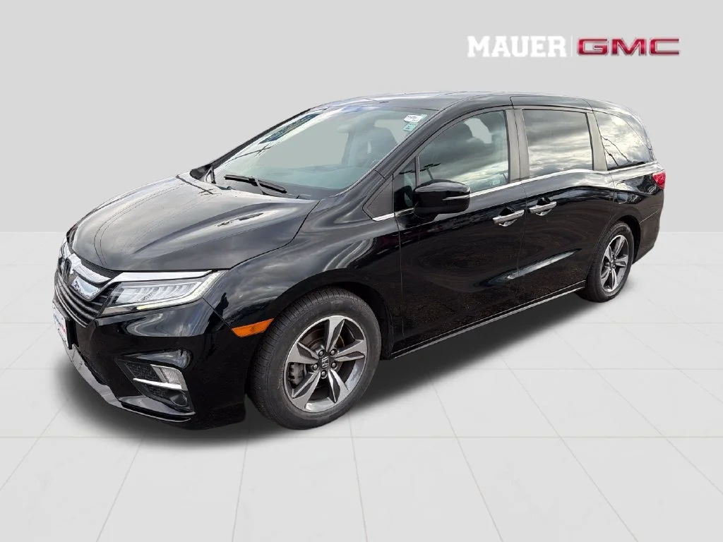 Used 2019 Honda Odyssey Touring with VIN 5FNRL6H86KB119381 for sale in Inver Grove Heights, Minnesota