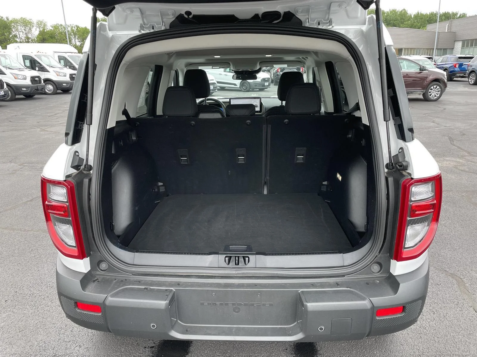 Used 2025  Ford Big Bend image 30