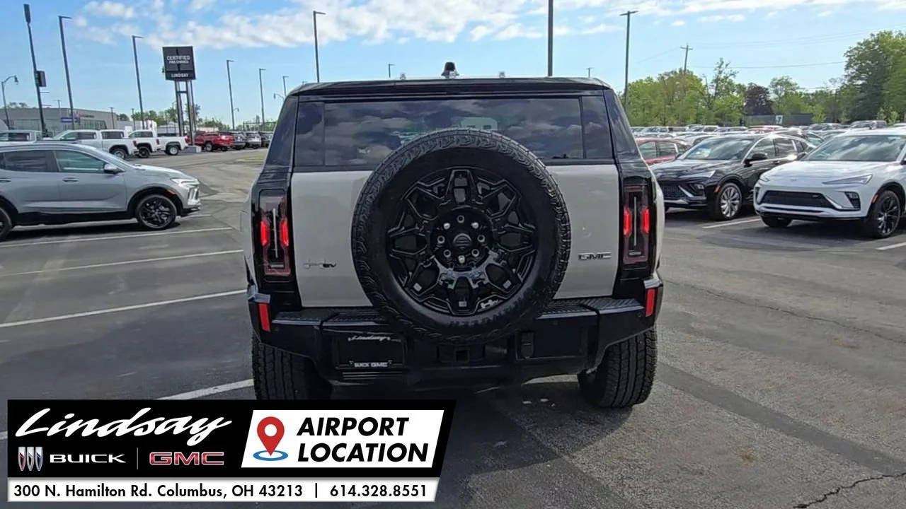 2026 GMC HUMMER EV 2X - Photo 8