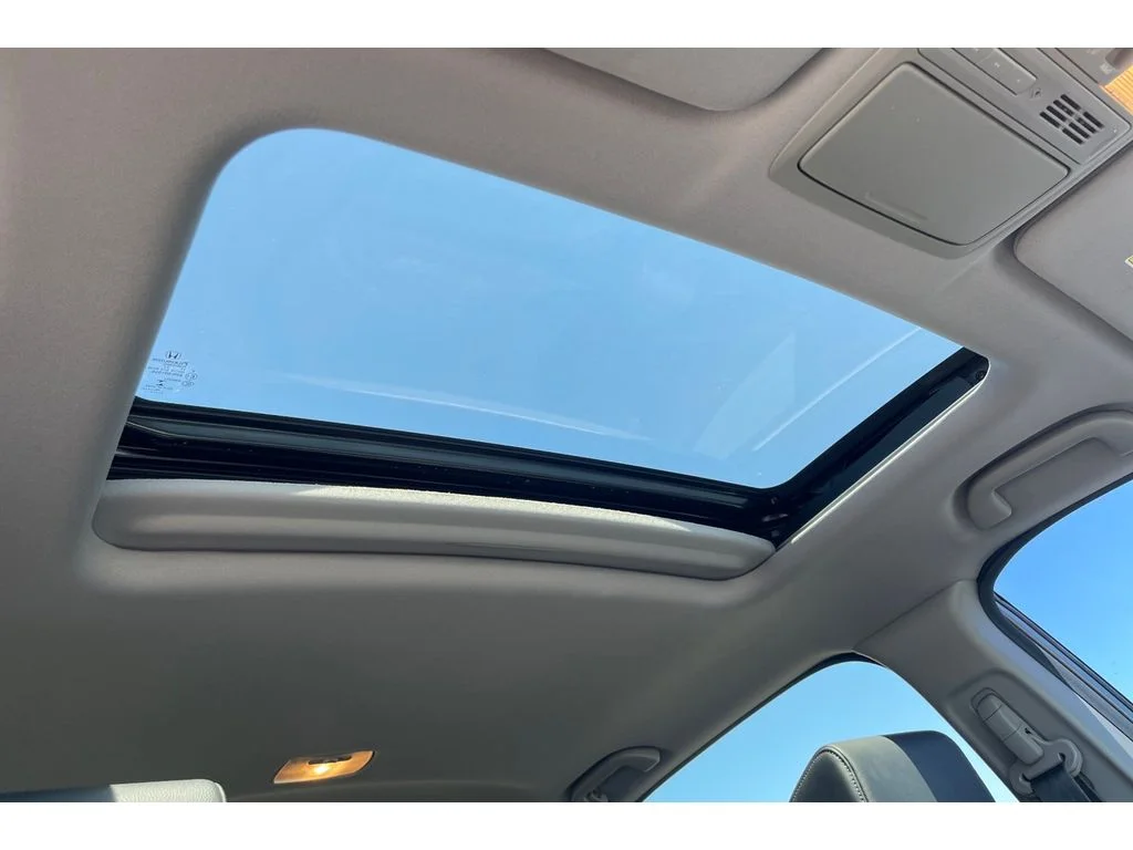 Used 2020 Sonic Gray Pearl Honda Hybrid Touring image 20