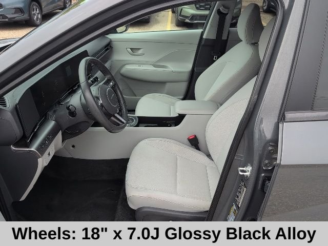 Used 2025 Gray Hyundai SEL image 12