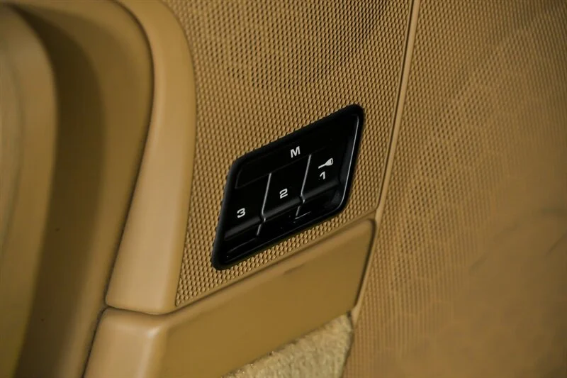 Used 2009 Speed Yellow Porsche Carrera 4S image 13
