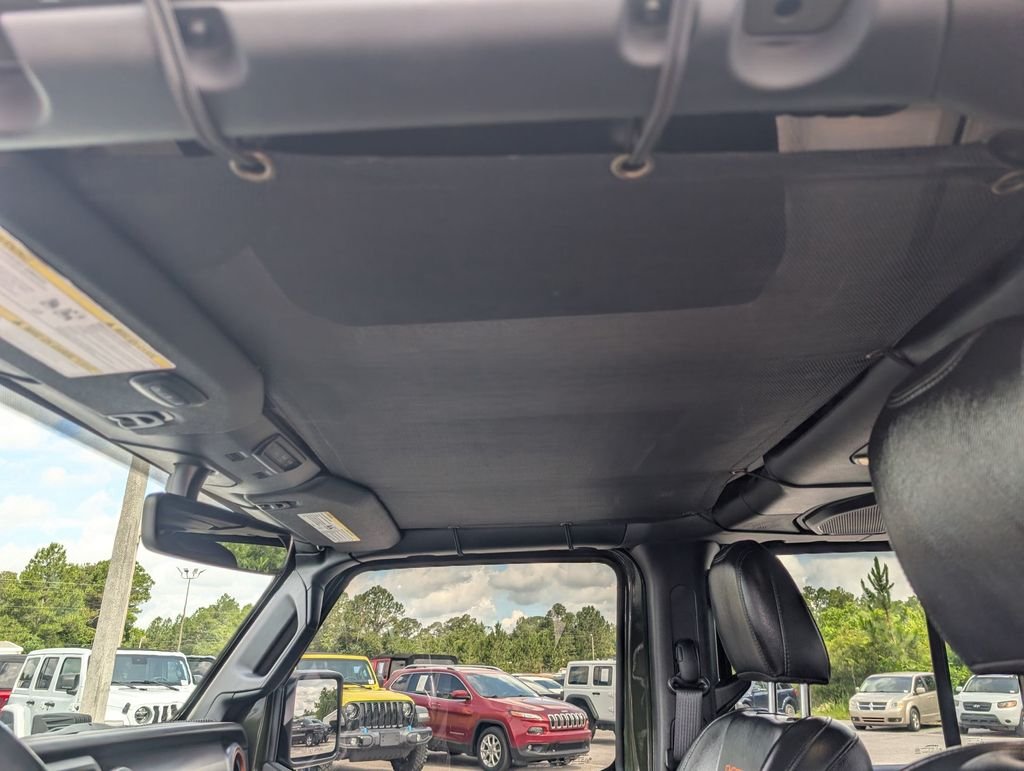 Used 2022 Green Jeep Mojave image 33