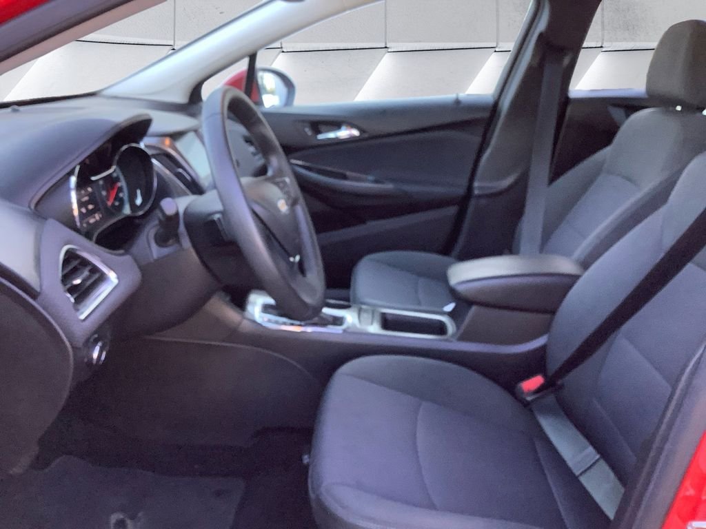 Used 2018 Red Chevrolet LT image 7