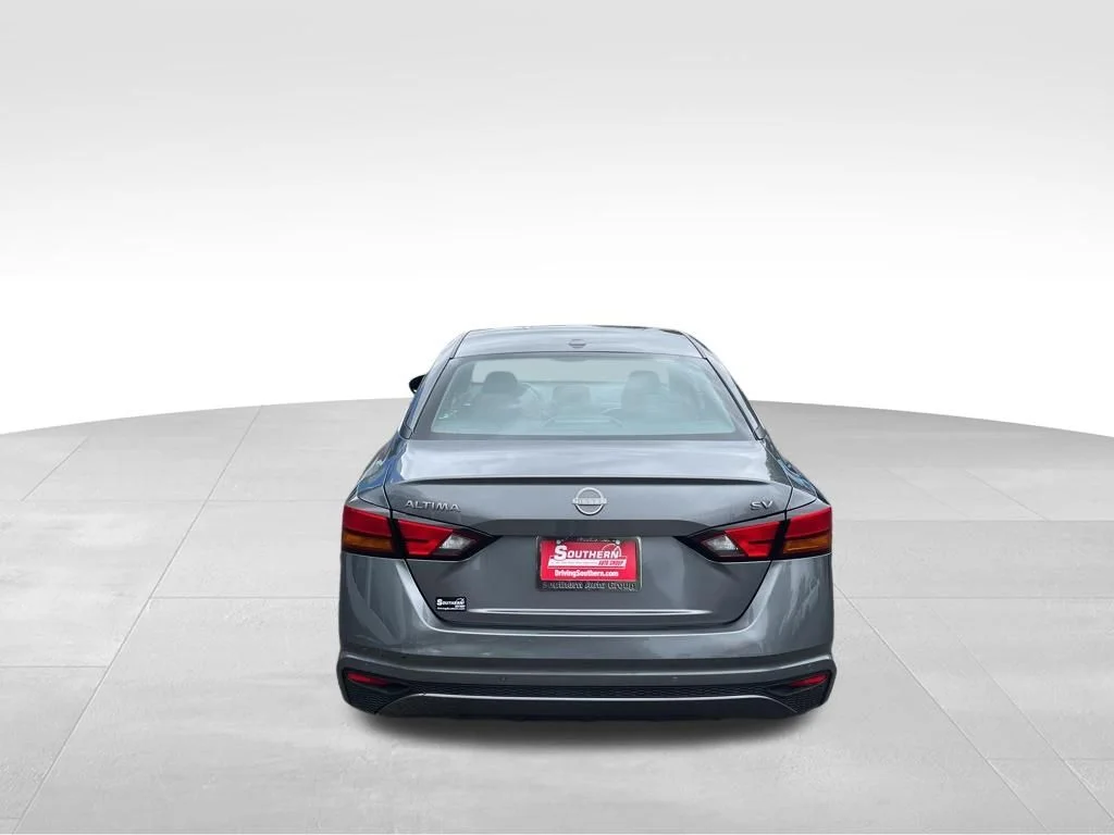 Used 2024 Gray Nissan 2.5 SV image 37