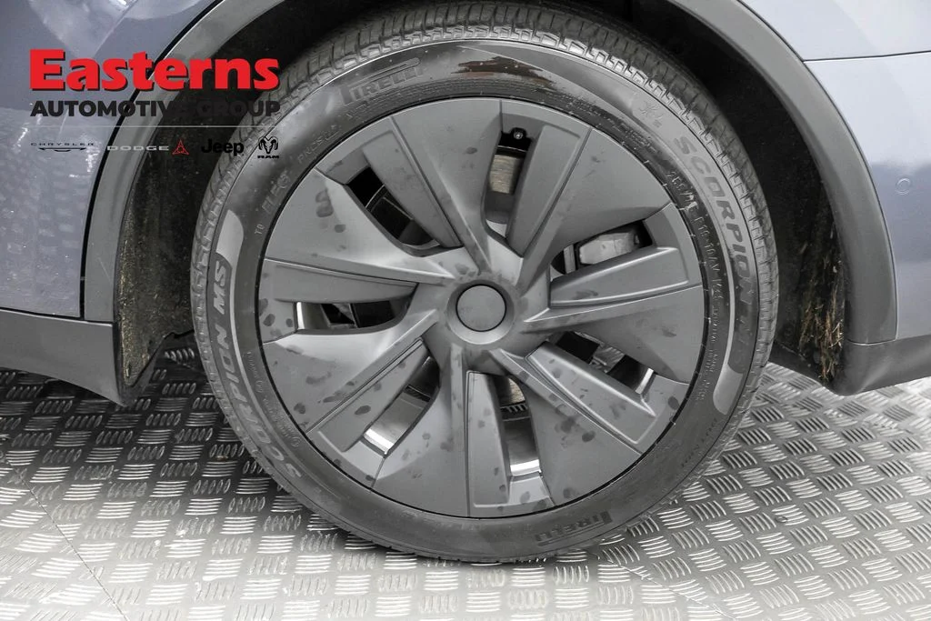 Used 2022 Gray Tesla Long Range image 25