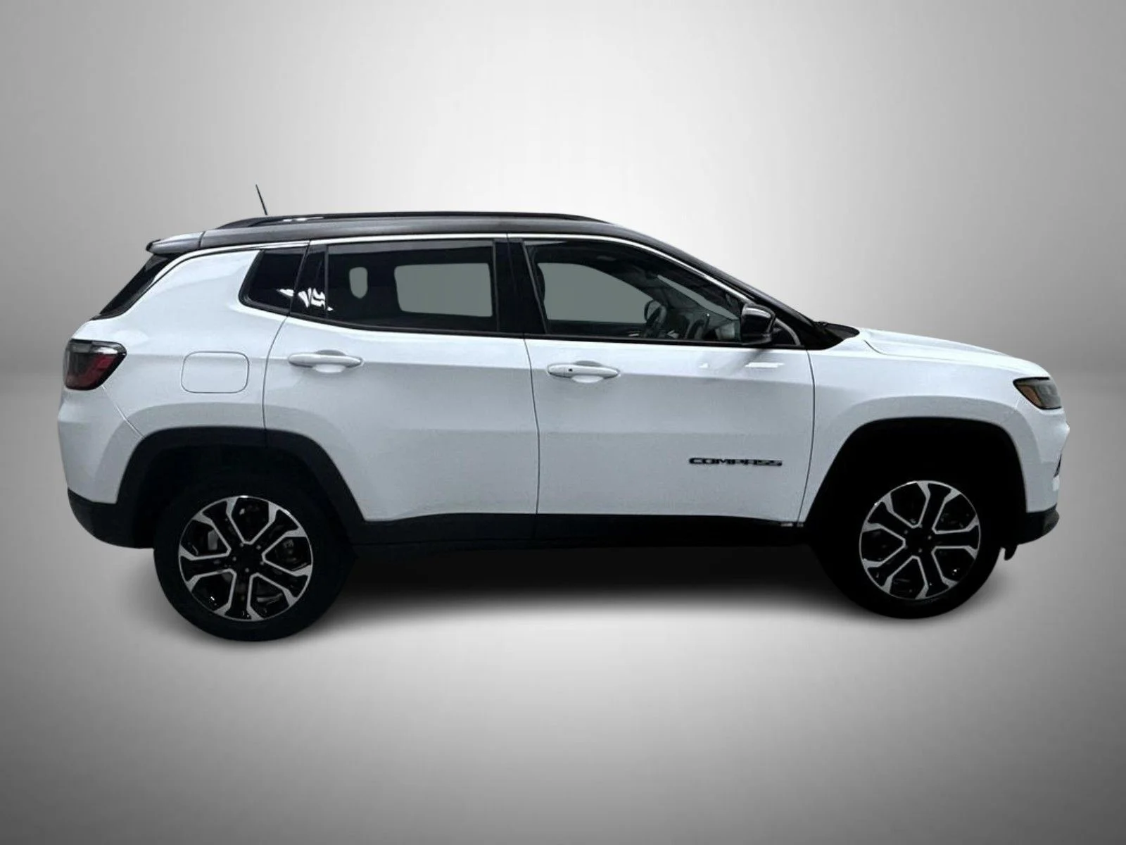 Used 2023 White Jeep Limited image 4