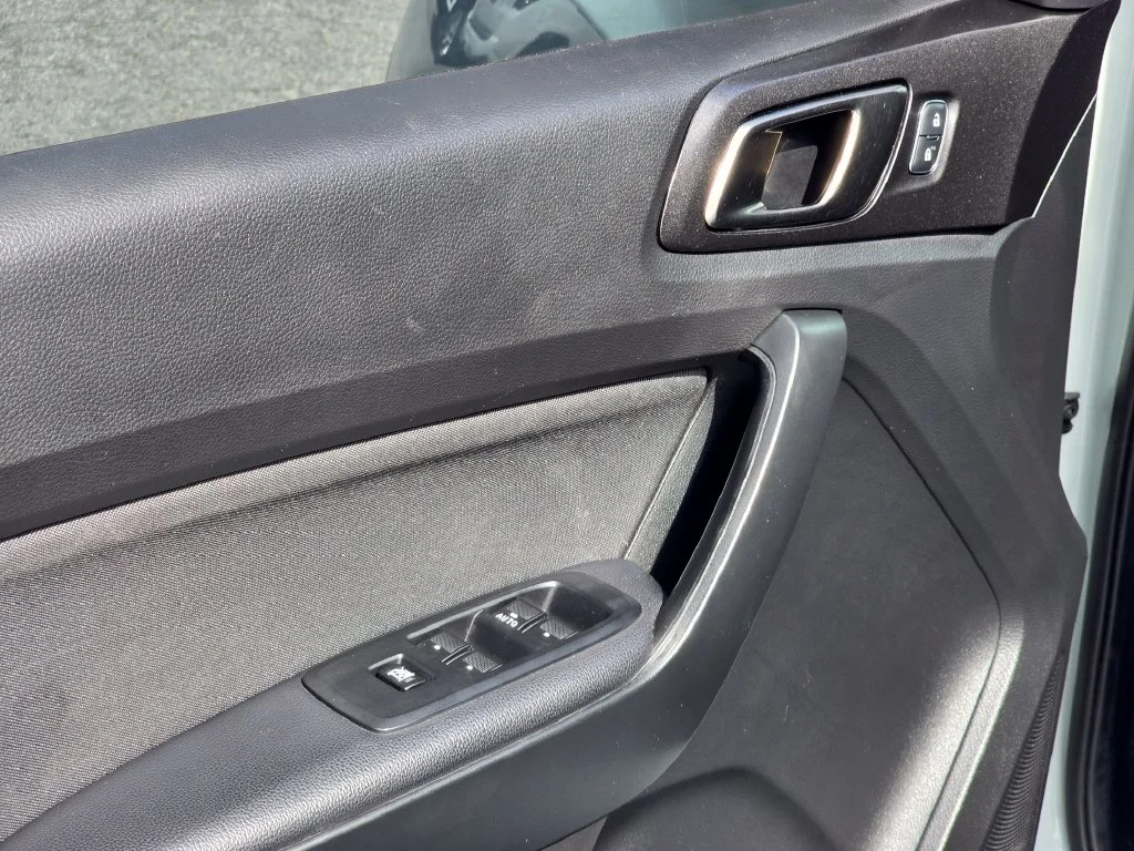 Used 2023 Green Ford XLT image 39