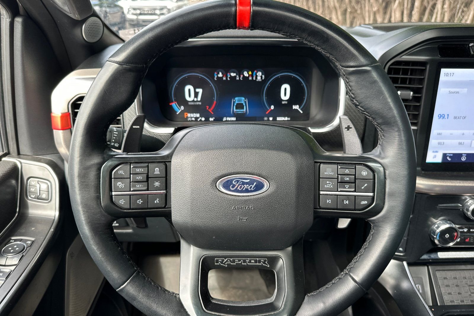 Used 2023 White Ford Raptor image 27