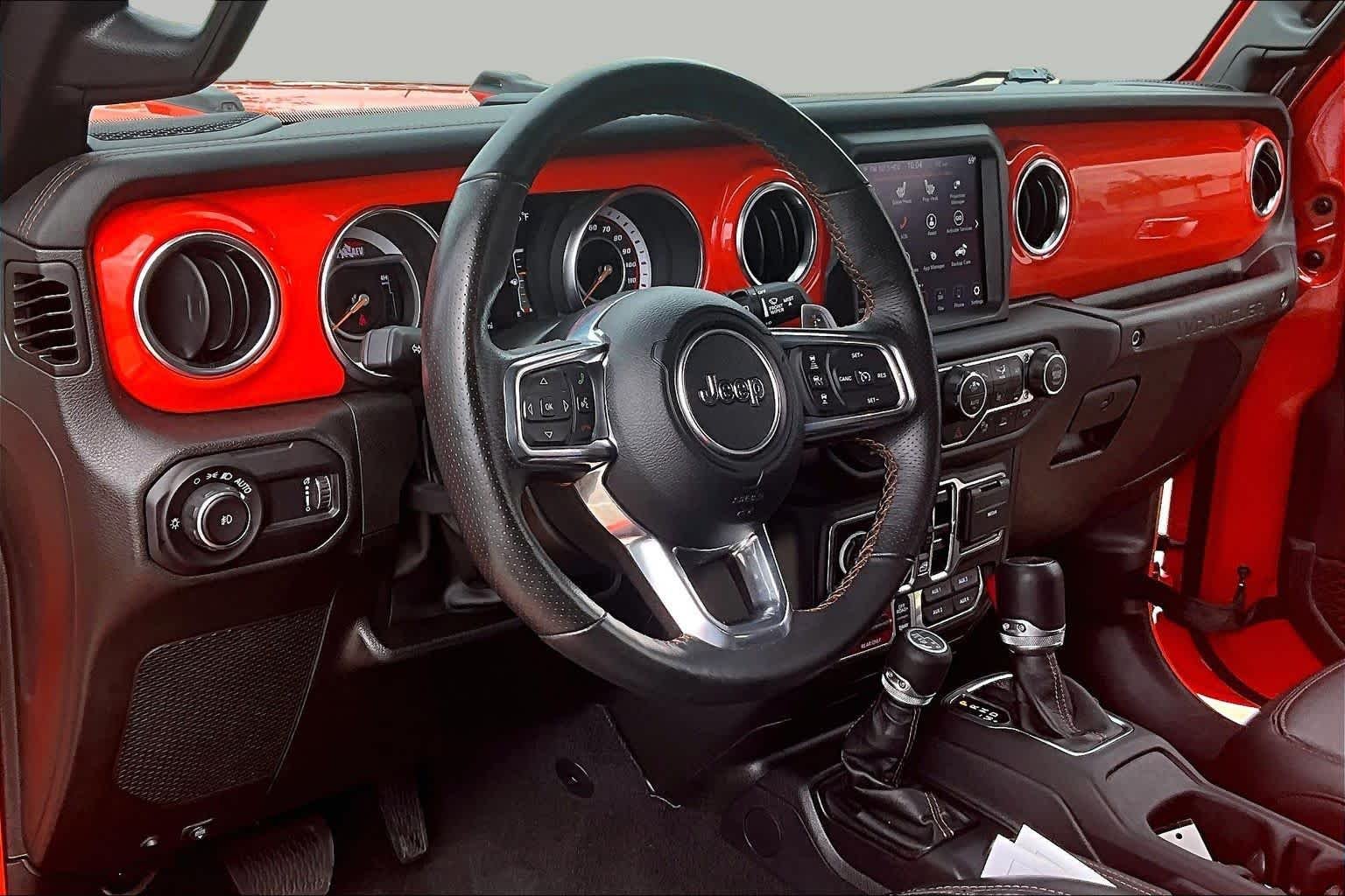 Used 2023 Punkn Metallic Clearcoat Jeep Rubicon 392 image 17