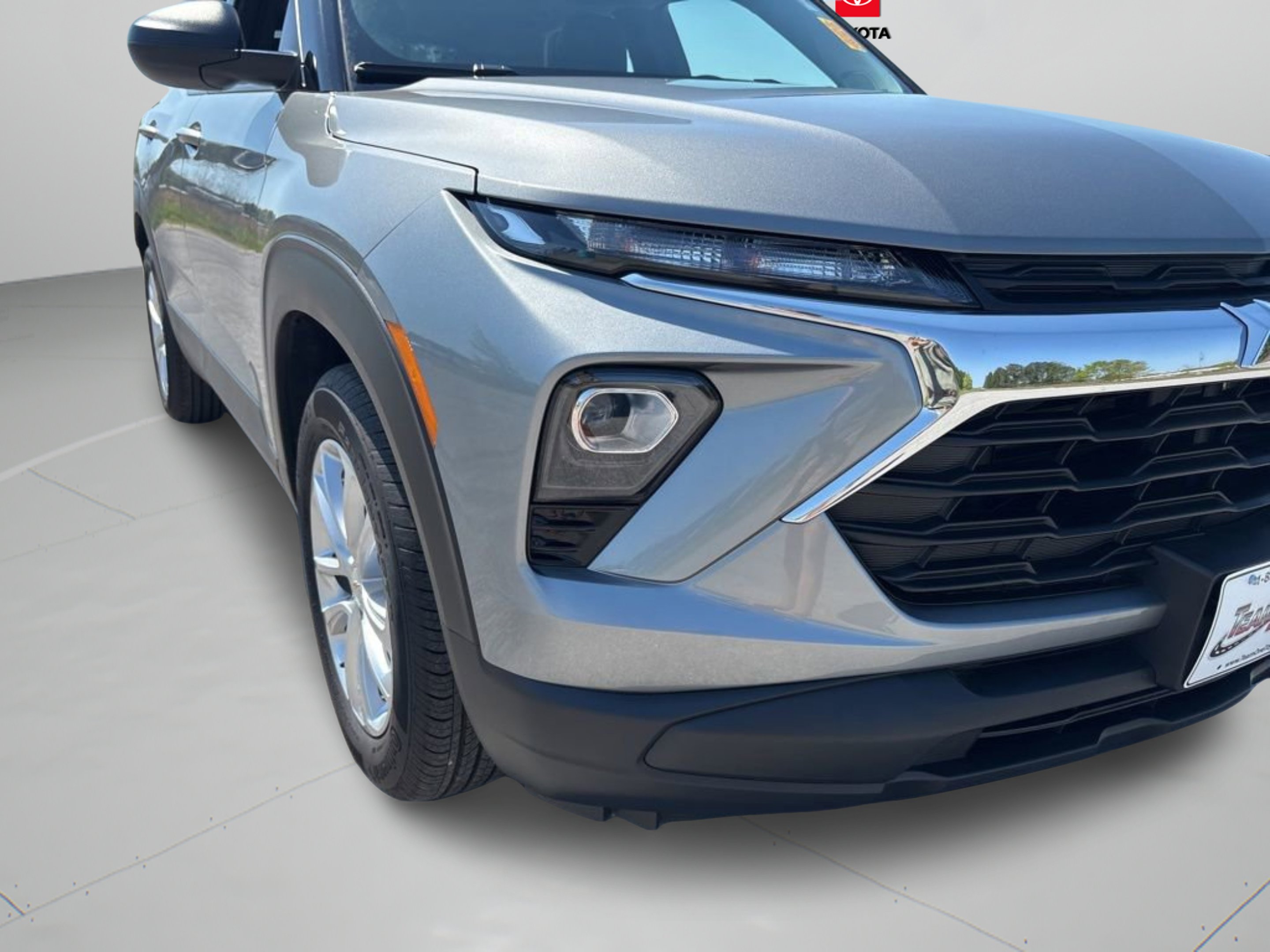 Used 2026 Sterling Gray Metallic Chevrolet LS image 37