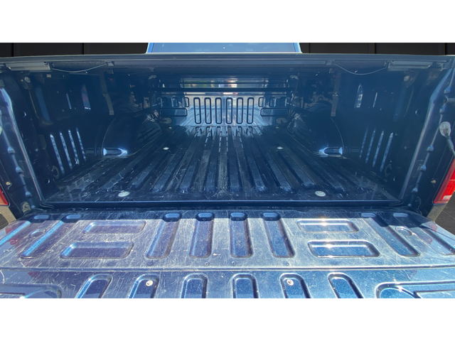Used 2018 Blue Jeans Metallic Ford XL image 28