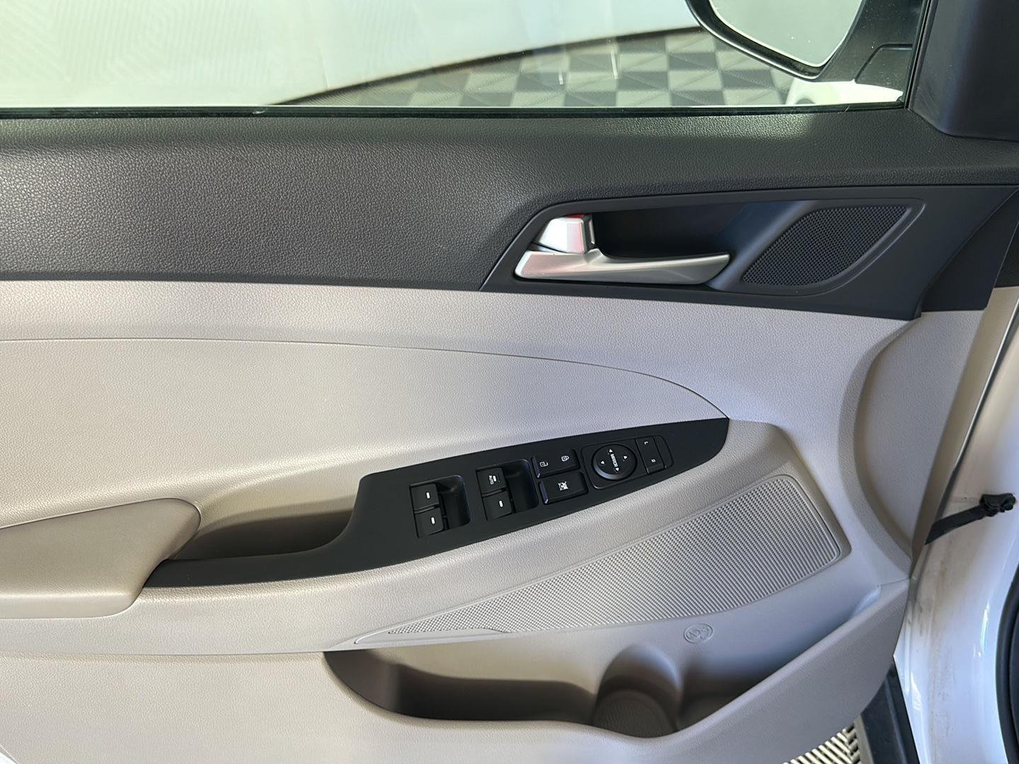 Used 2019 Dazzling White Hyundai Value image 20