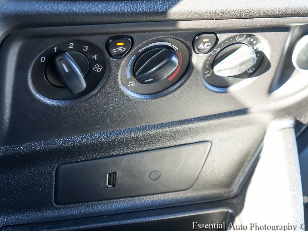 Used 2018 Oxford White Ford XL image 16