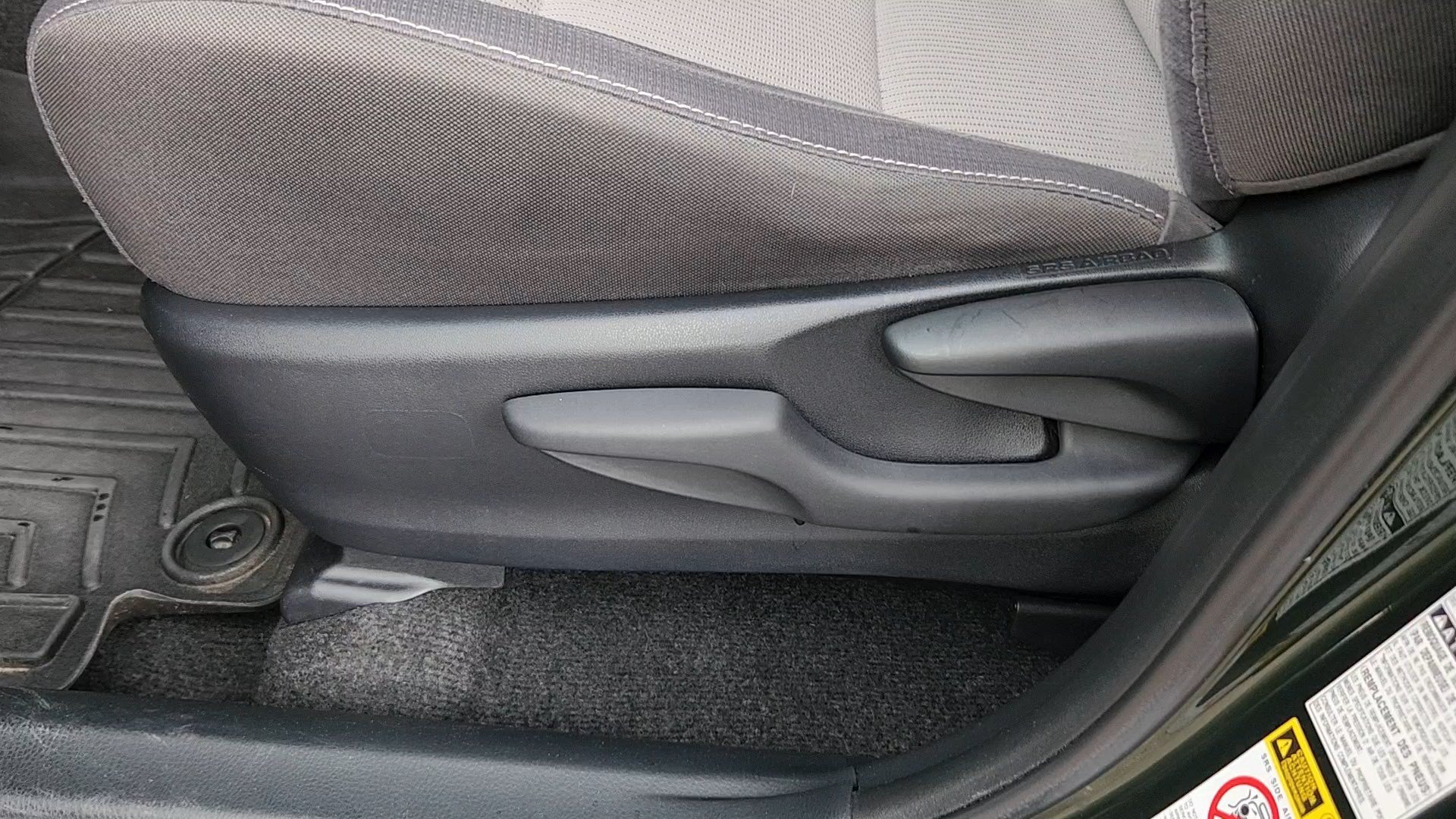 Used 2013 Spruce Mica Toyota XLE image 8