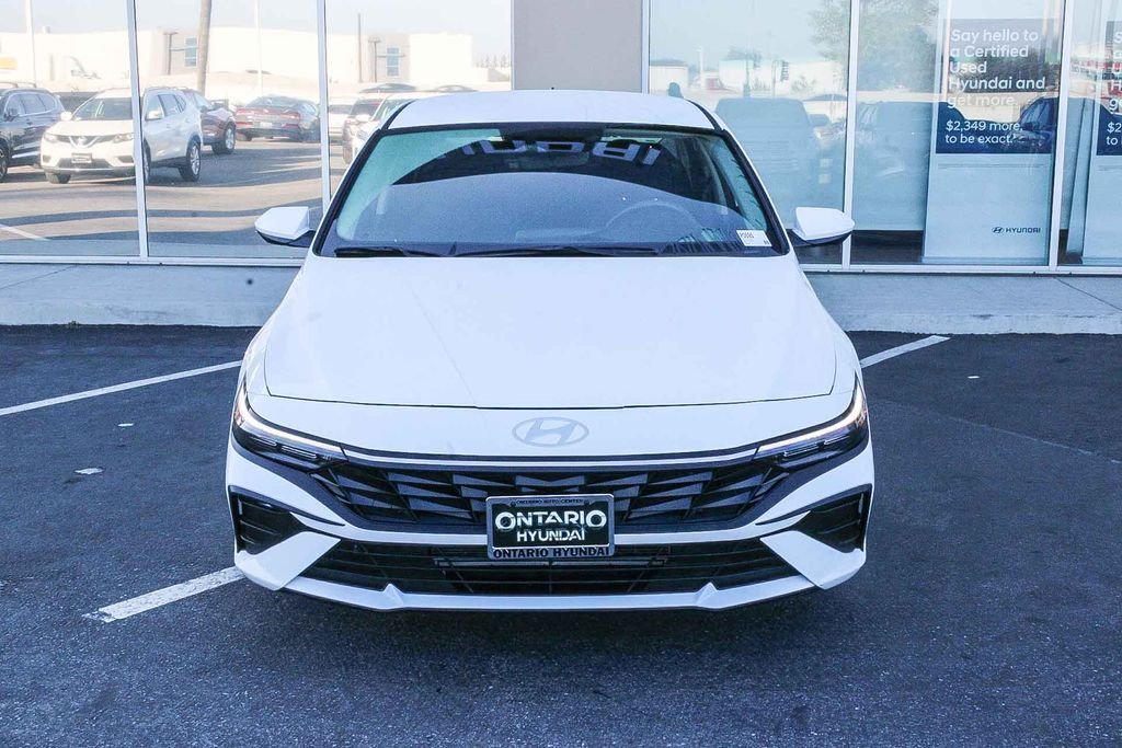 Certified Used 2025 White Hyundai SE image 3