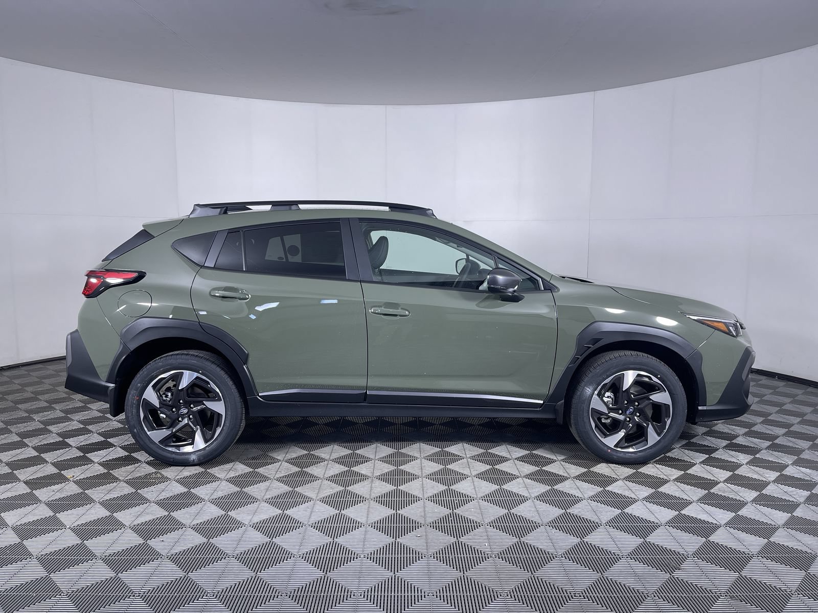 New 2026 ALPINE GREEN Subaru Limited image 10