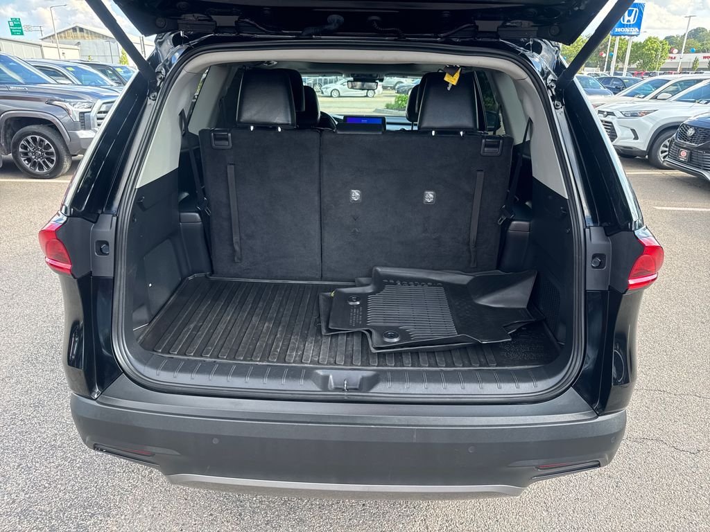 Used 2024 Black Toyota Platinum image 8