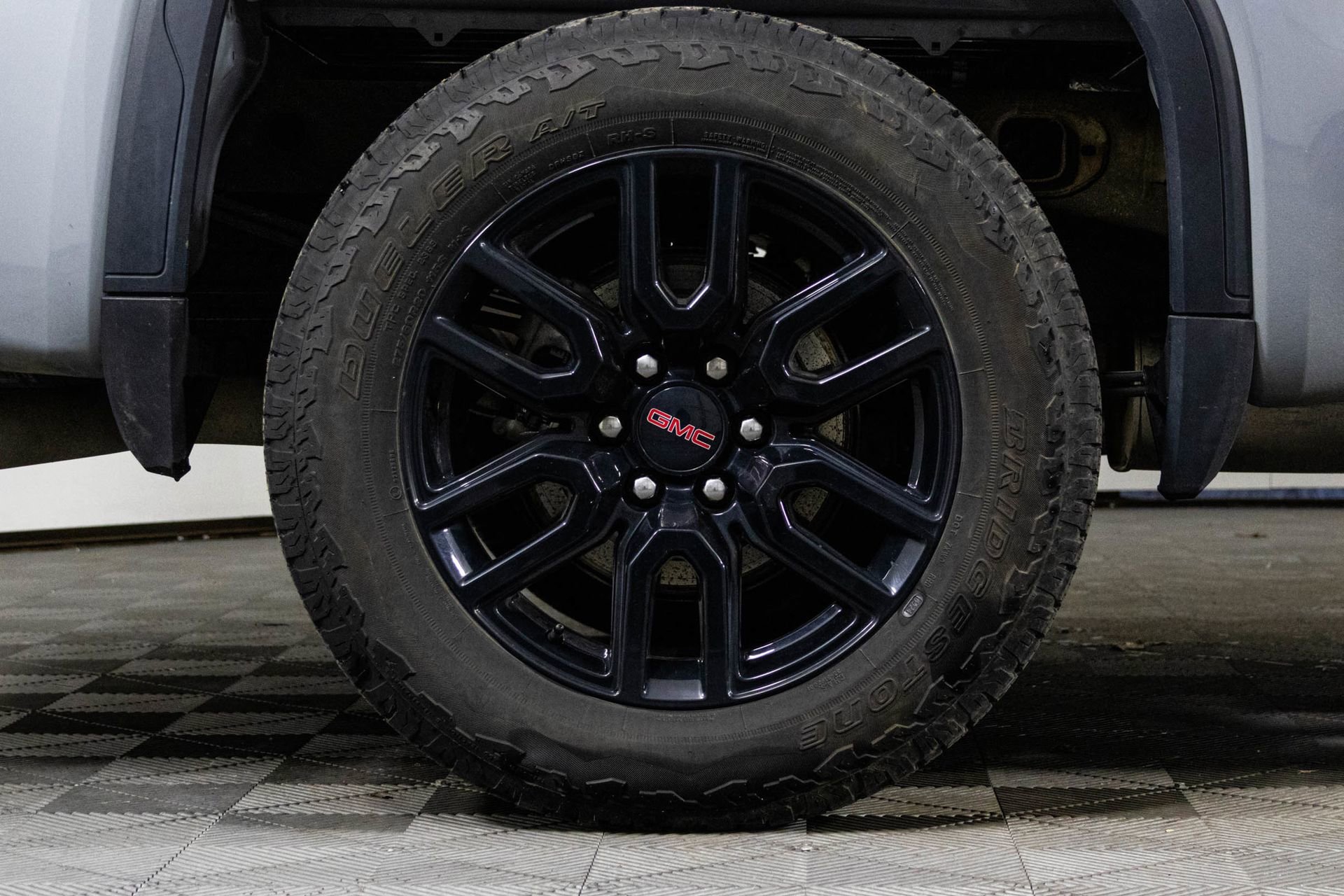 2024 GMC SIERRA - Image 39