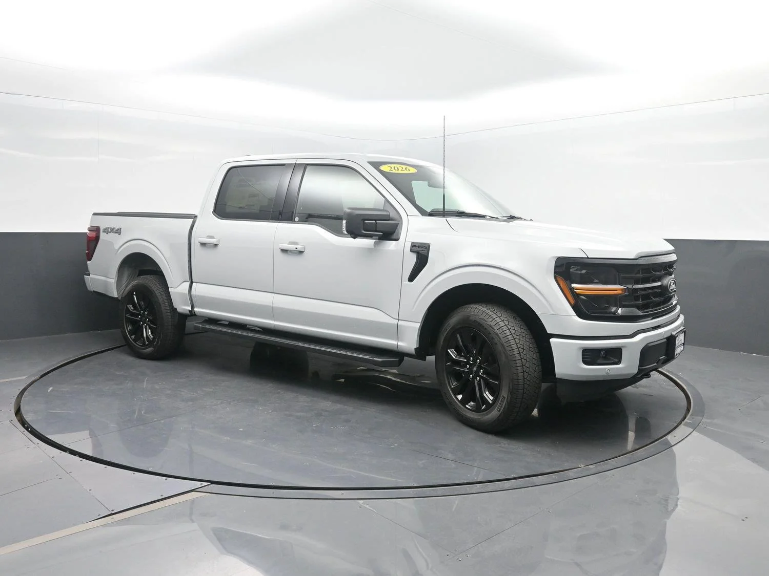 2026 Ford F-150 XLT - Photo 5