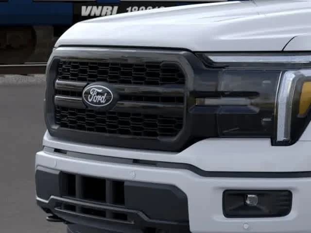 New 2026 Oxford White Ford LARIAT image 17