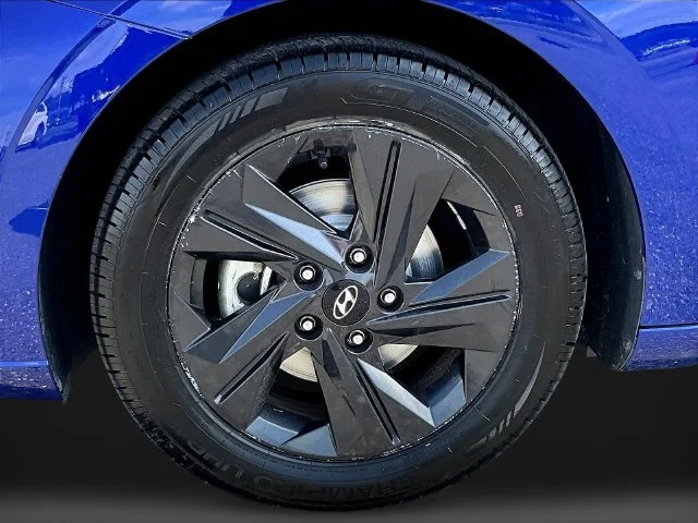 Used 2023 Blue Hyundai SEL image 39