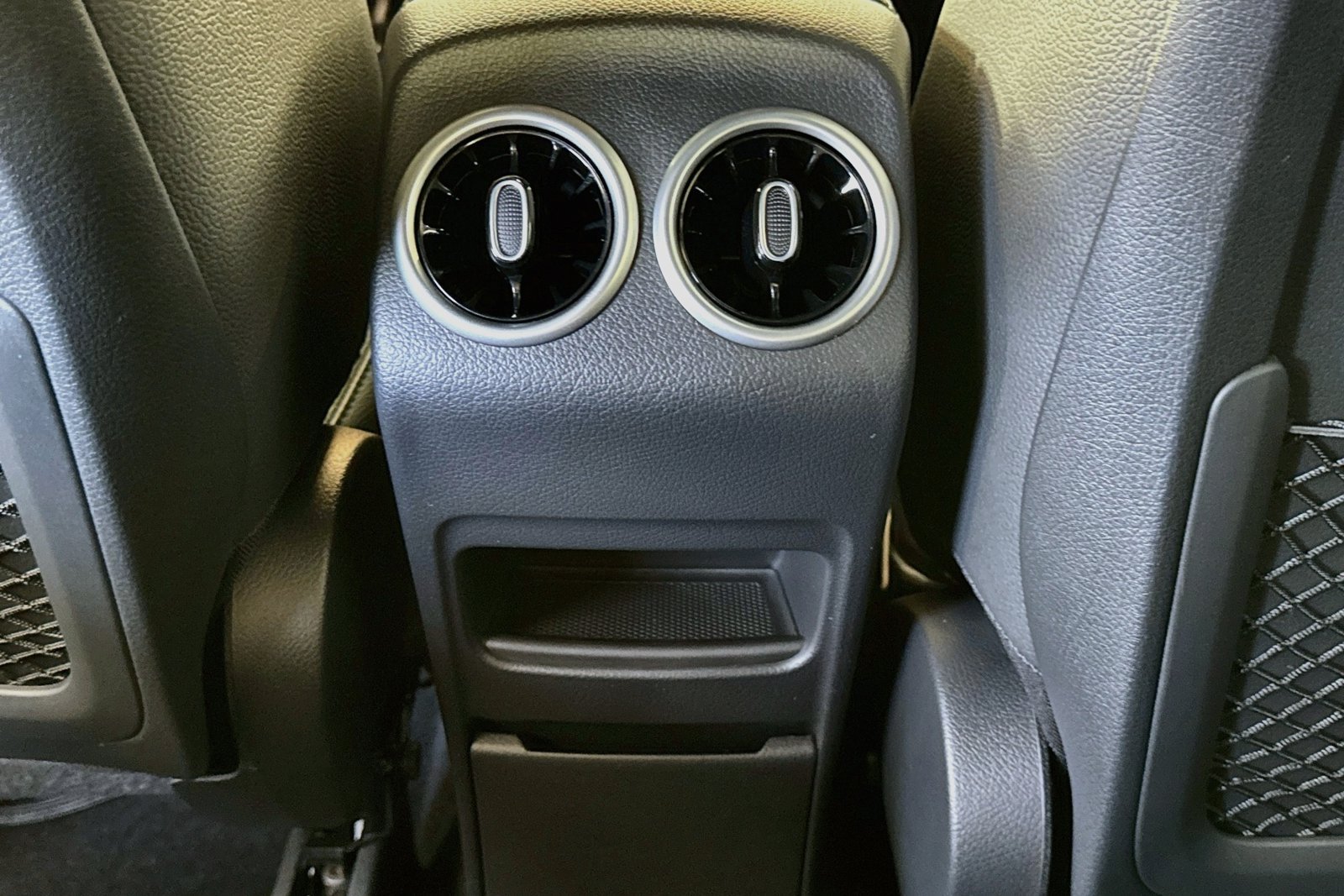 New 2026 Polar White Mercedes-Benz GLA 250 image 22