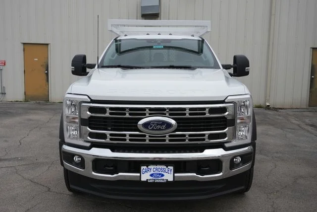 New 2026 Oxford White Ford F-550® XL image 7