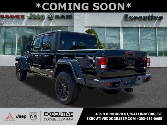 Used 2022 Black Jeep Sport image 2