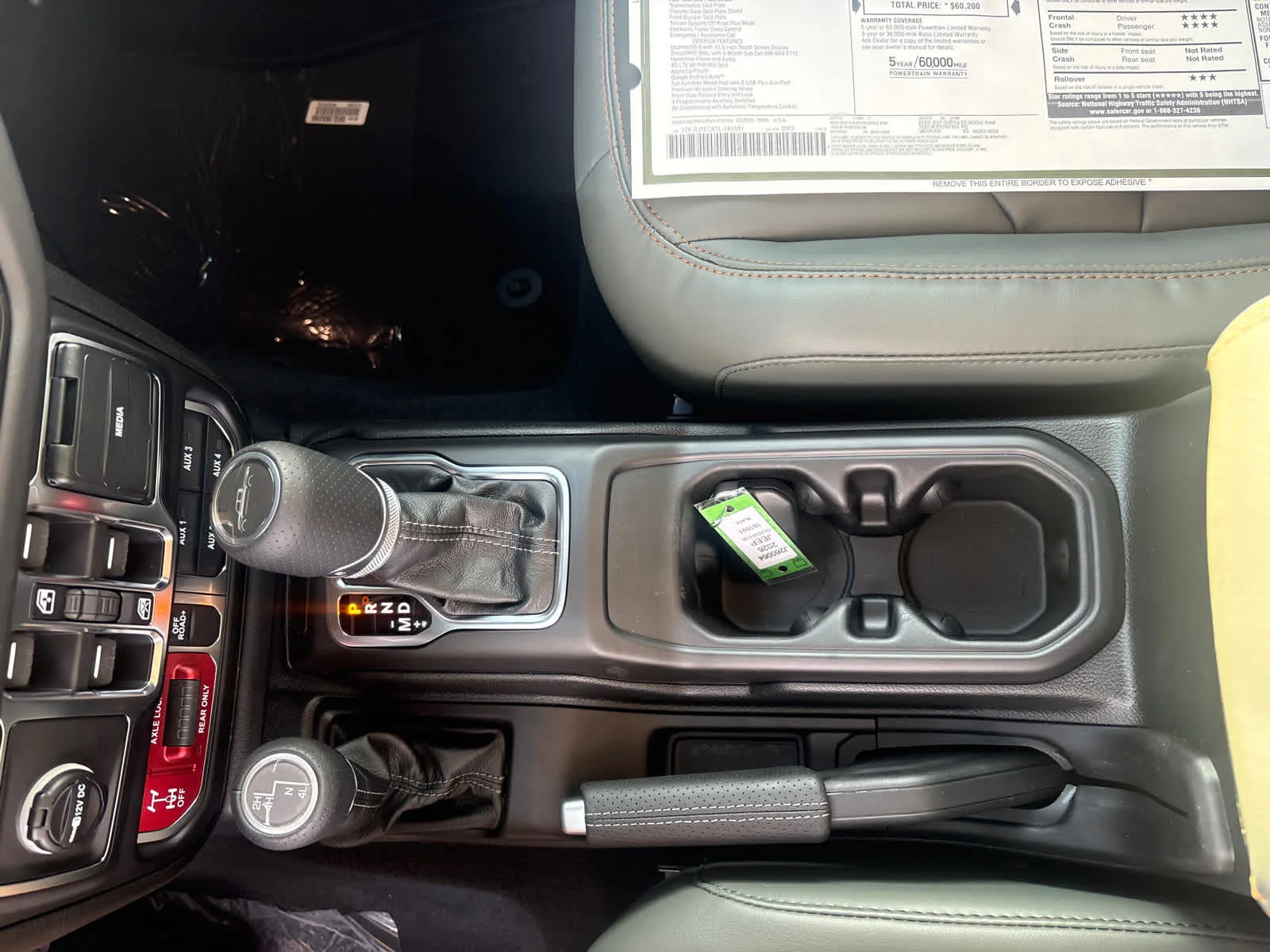 New 2026 Black Clear-Coat Exterior Paint Jeep Mojave image 28