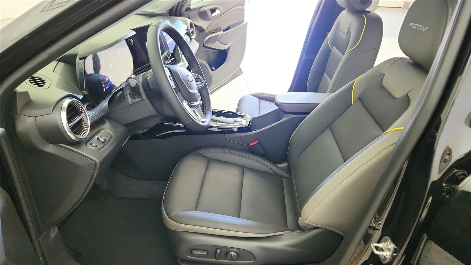 2026 Chevrolet Trax Activ - Photo 23